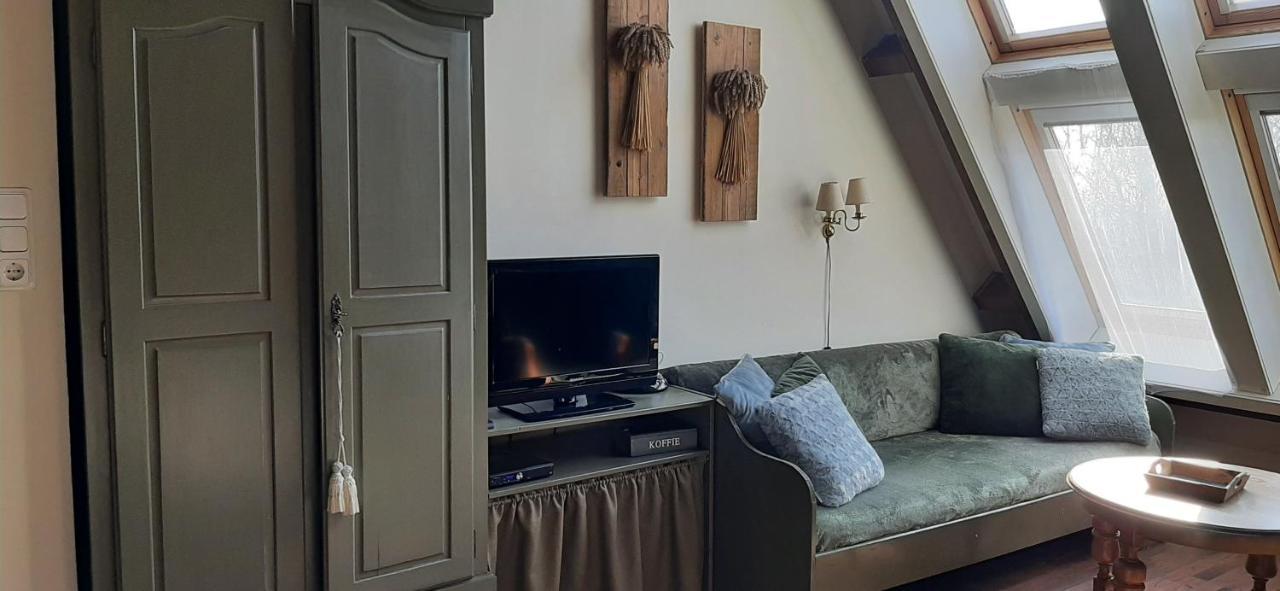 Bed & Breakfast De Kienstee Schoondijke Dış mekan fotoğraf